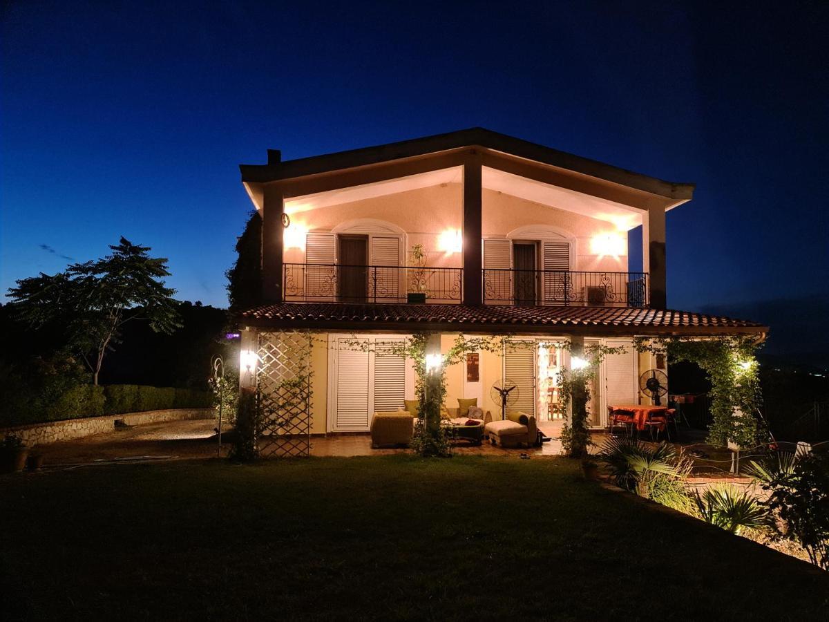 "Kasneci Residence" Countryside Villa With A Pool Tiran Dış mekan fotoğraf