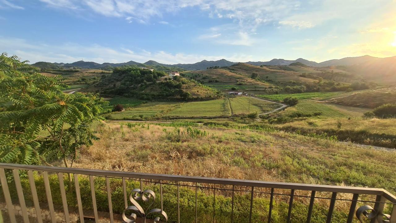 "Kasneci Residence" Countryside Villa With A Pool Tiran Dış mekan fotoğraf